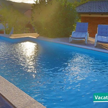 Vacation Home Alan 2 Kulen Vakuf Exterior photo