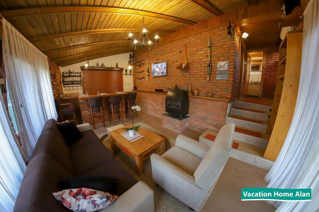 Vacation Home Alan 2 Kulen Vakuf Exterior photo